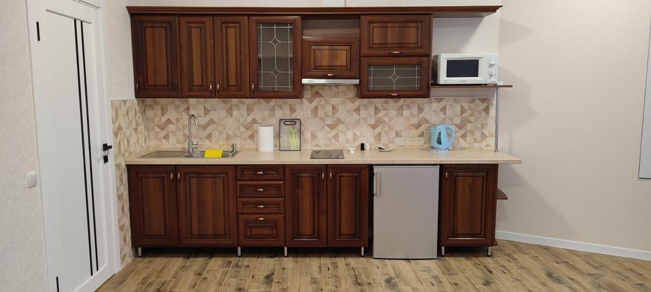 Sweethomeapartment คาเมียเนตส์-โปดิลสกี ภายนอก รูปภาพ