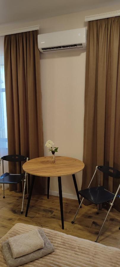 Sweethomeapartment คาเมียเนตส์-โปดิลสกี ภายนอก รูปภาพ